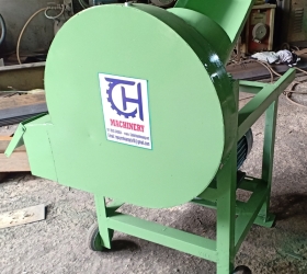 Máy băm cây chuối
